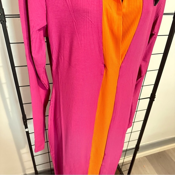 Women’s Plus Size Magenta Long Sleeve Collar Ribbed Maxi Dress - Picture 8 of 10